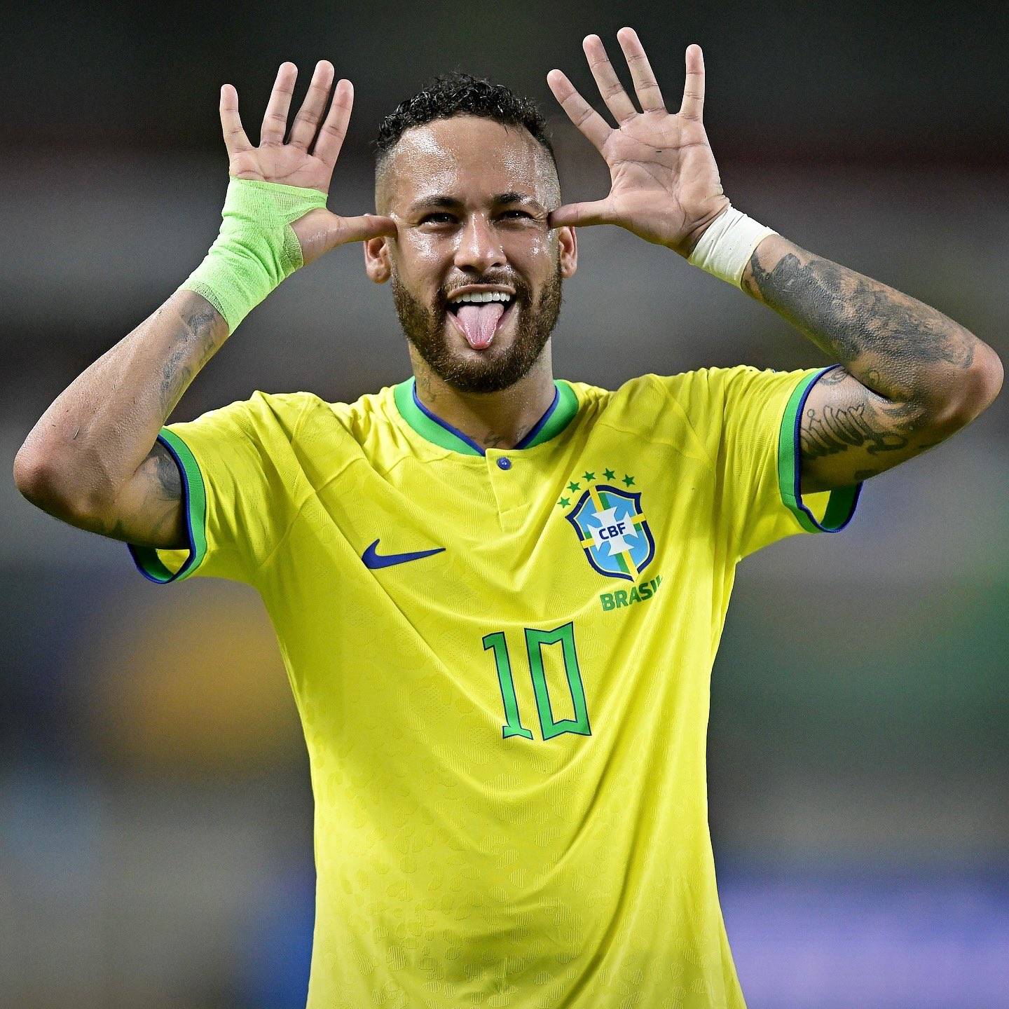 九游游戏下载入口内马尔在皇家马德里比赛中表现优异，重返赛场引发热议！的简单介绍