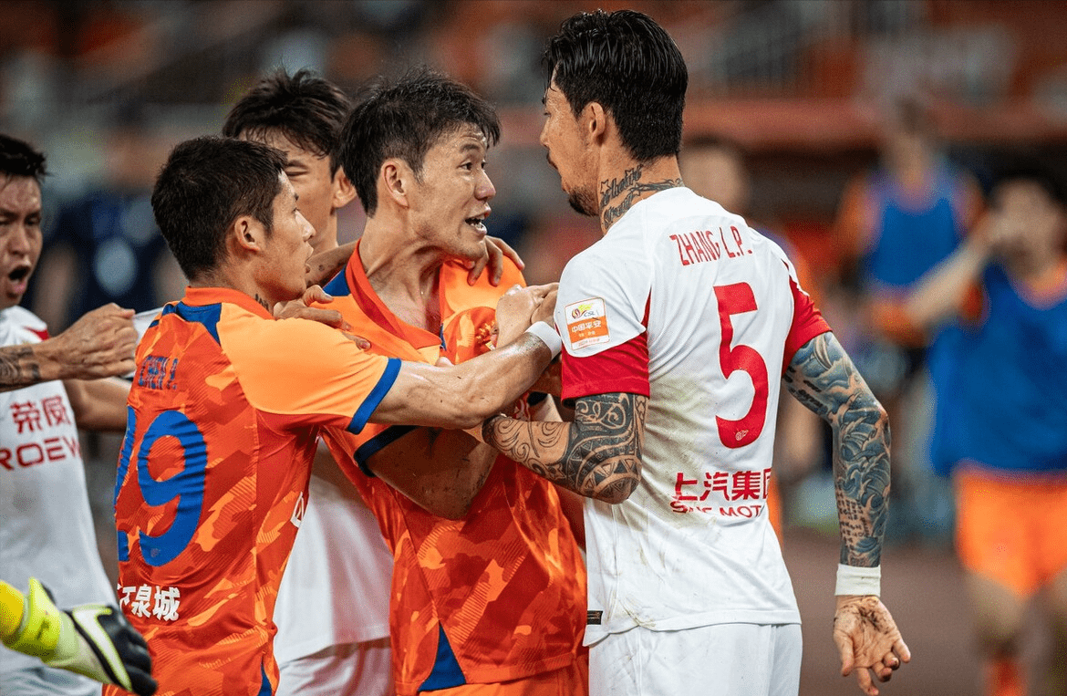 九游官方下载包含意甲今晚走向成谜，夏洛特黄蜂扳平良机，态度坚定，纪律约束更严格的词条