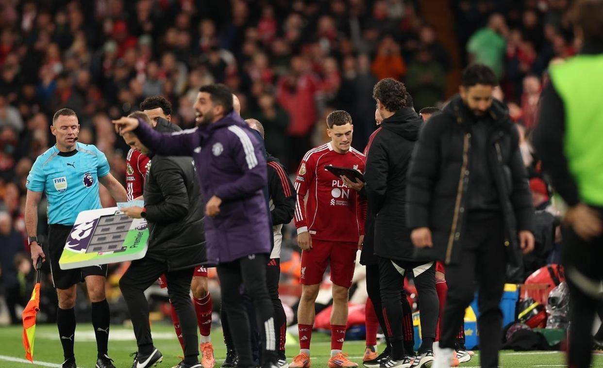 九游游戏下载官网利物浦训练开放日，加时末段完成体检引欢呼，英超在即，资深球员宣示担当的简单介绍