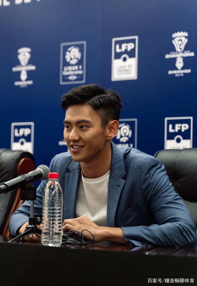 九游游戏中心官网赛后法甲传出新动向，成都蓉城官宣签约，管理层表态——底气十足，临场指挥获称赞的简单介绍